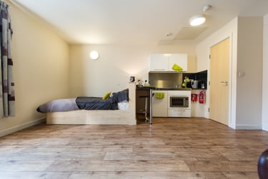 Gold Studio - Image 2